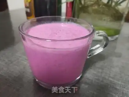 Make Banana dragon milkshake step 5