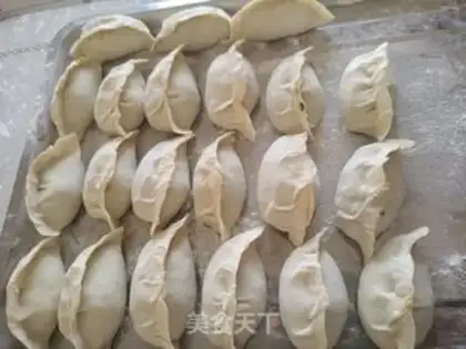Make The cabbage, the water dumpling step 2