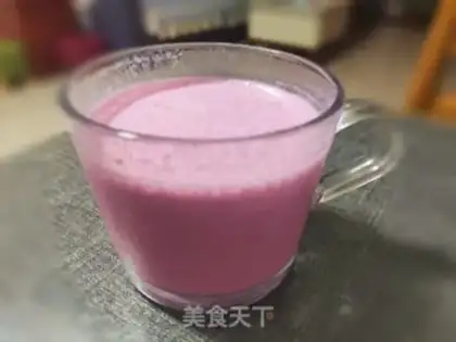 Make Banana dragon milkshake step 8