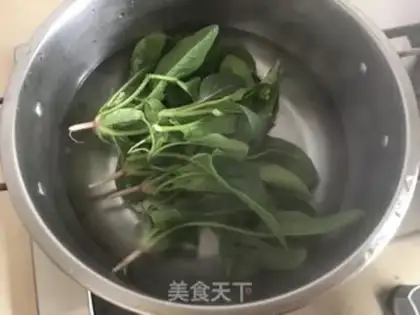 Make Spinach beefball soup step 3