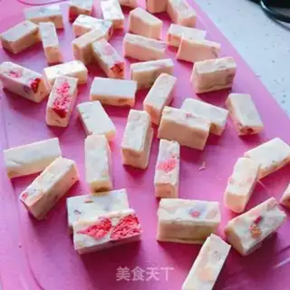 Make Strawberry oxen step 11