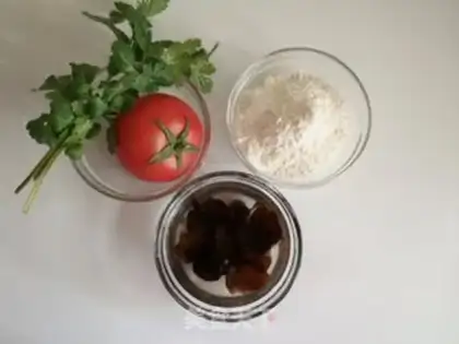 Make Western red soup step 0