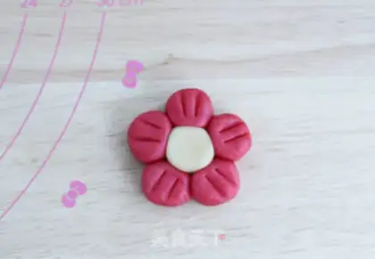 Make Flower cookies step 9