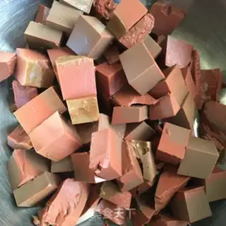 Make Garlic goat blood step 1