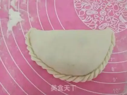 Make An egg box of celery step 4