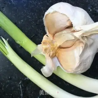 Make Garlic goat blood step 2