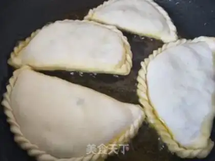 Make An egg box of celery step 6