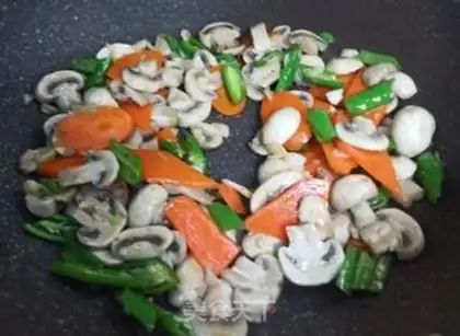 Make Mushroom fried meat step 5