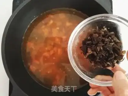 Make Western red soup step 6