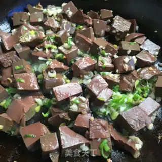 Make Garlic goat blood step 7