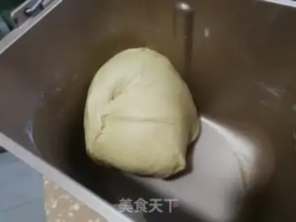 Make Pumpkin rolls step 2