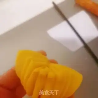Make Pumpkin rolls step 13