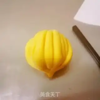 Make Pumpkin rolls step 14