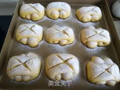 Make Pumpkin rolls step 11