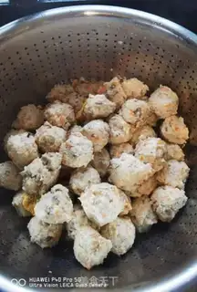 Make Low-fat cabbage meatball stew step 15