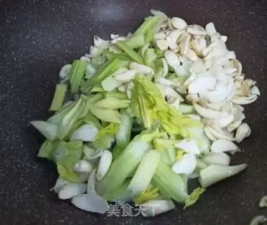 Make Celery makes lilies step 3