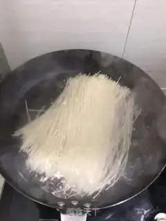 Make Spam noodles step 7