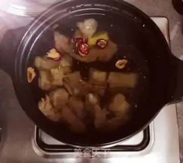 Make Pork soup step 1