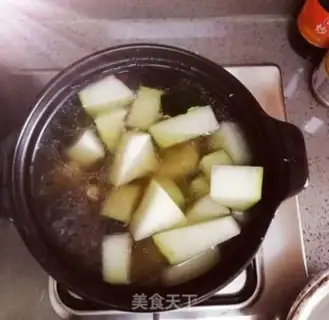 Make Pork soup step 2