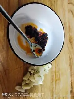 Make Godmother chili sauce and cabbage step 0