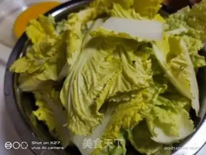 Make Godmother chili sauce and cabbage step 1