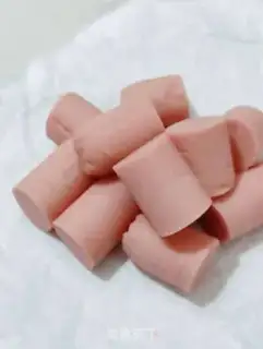 Make The fried sausage when I was a kid step 1