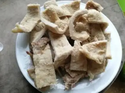 Make Big fungus and egg soup step 0