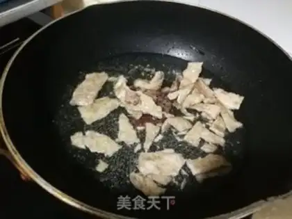 Make Big fungus and egg soup step 2