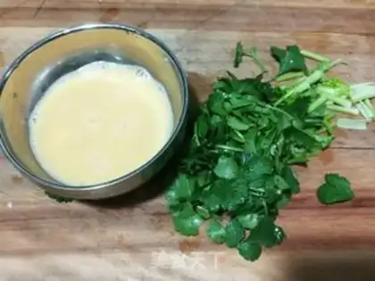 Make Big fungus and egg soup step 4