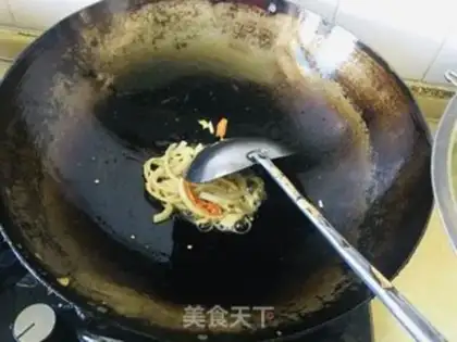 Make Soybean sprouts and tofu step 1