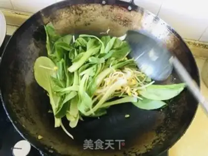 Make Soybean sprouts and tofu step 3