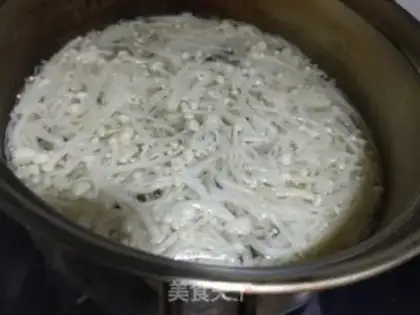 Make Frozen needle mushrooms step 5