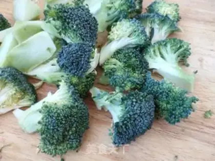 Make The broccoli step 1