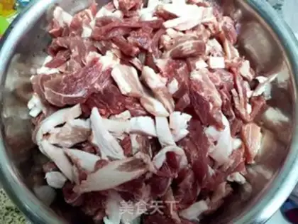 Make A wide salami step 0