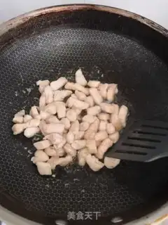 Make A green pepper bowl and a fried chicken step 5