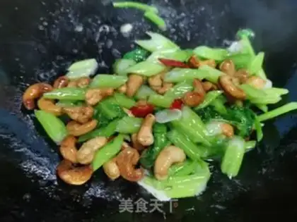 Make Celery makes cashew nuts step 7