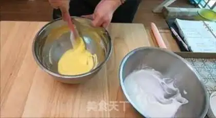 Make Tasty suvere muffins step 8