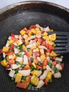 Make A green pepper bowl and a fried chicken step 7