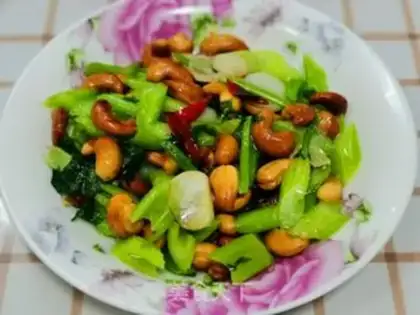 Make Celery makes cashew nuts step 9