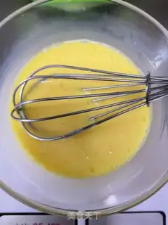 Make Blueberry balls step 5