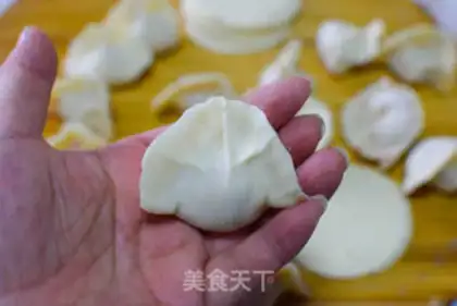 Make Lotus pork dumplings step 5