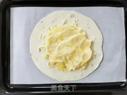 Make Quick-hand guacamole step 1