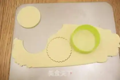 Make Stamp crackers step 9