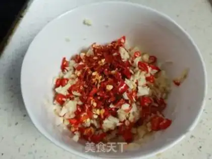 Make Spicy hands tore chickens step 2