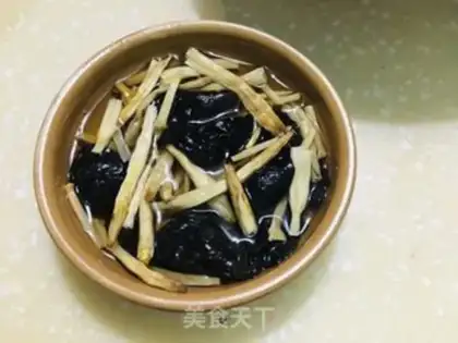 Make Bean tofu soup step 1