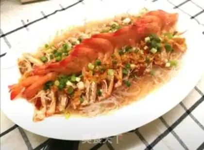 Make Garlic fans steam shrimp step 5