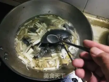 Make Bean tofu soup step 3