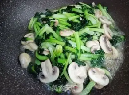 Make Crushed vegetables and round mushrooms step 4