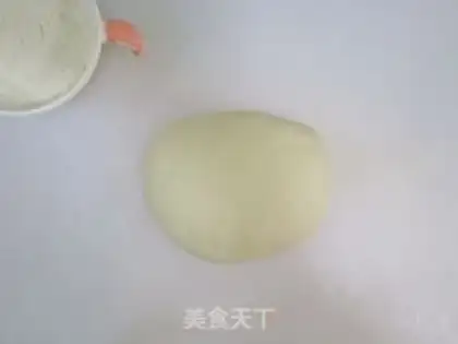 Make Milky peach buns step 1
