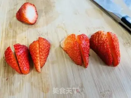 Make Yogurt strawberry step 0